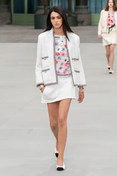 Look 71